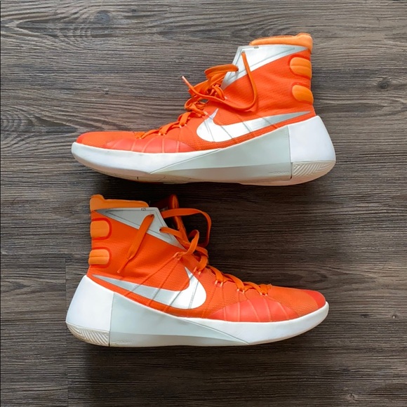 mens hyperdunk